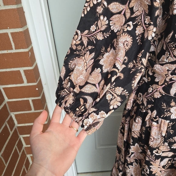 Anthropologie KIVARI V-Neck Puff Sleeve Linen Midi Dress - Picture 8 of 12